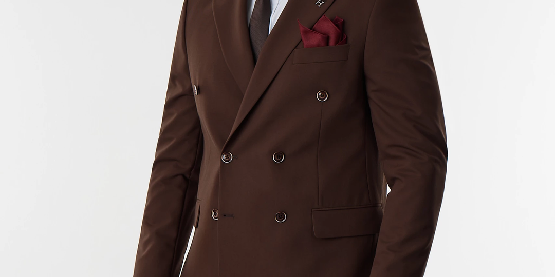 Как стильно сочетать костюм с модными аксессуарами: ваш путь к идеальному образу