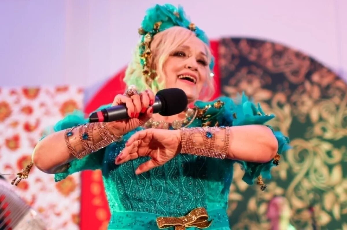    Стало известно, сколько Кадышева заработала на «Алых парусах» в Петербурге