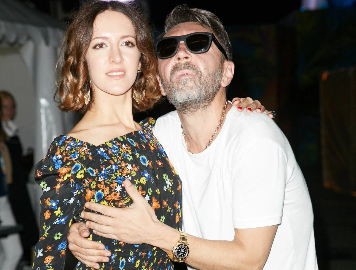 Матильда — прежняя жена Шнурова