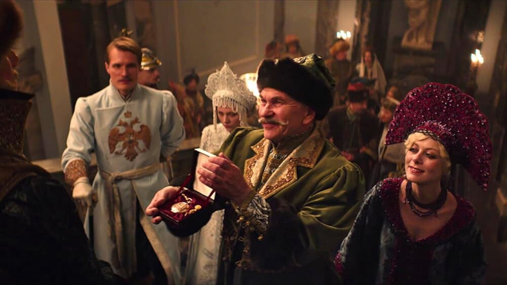 Костбмированный бал для высшего света