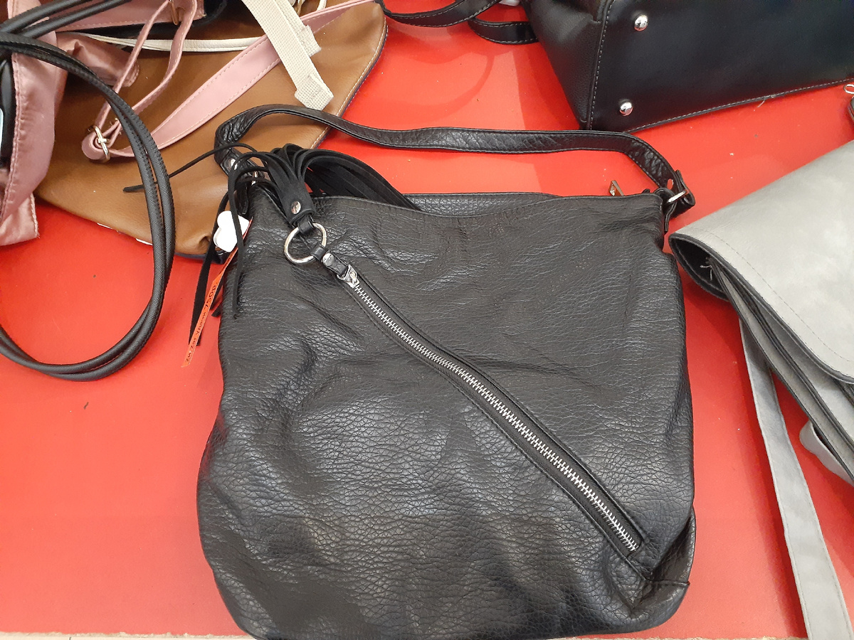 черная сумка