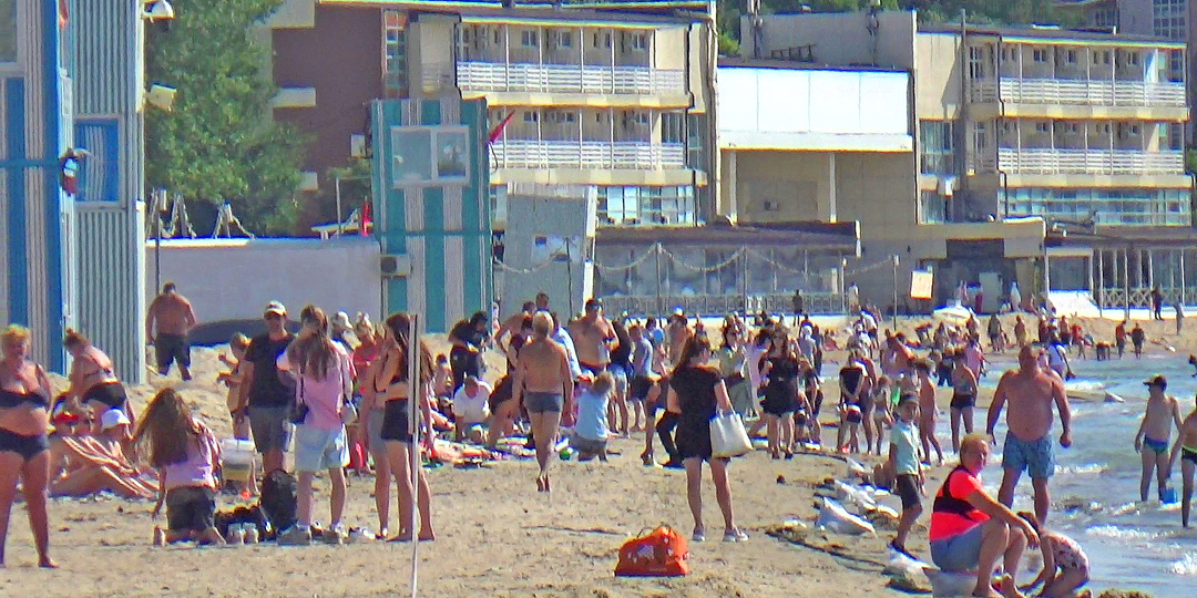 Песчаные пляжи города Анапы очищены. Море "чистое". Ситуация в Анапе