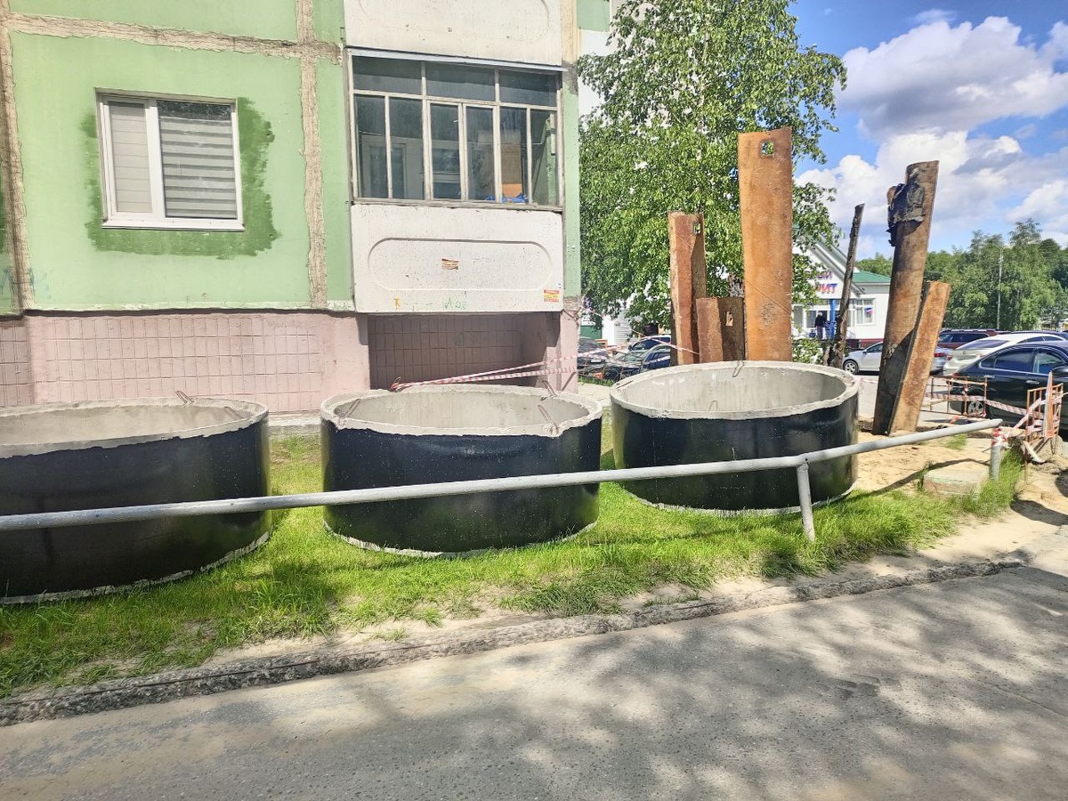    В 10а микрорайоне Нижневартовска приступили к реконструкции водовода