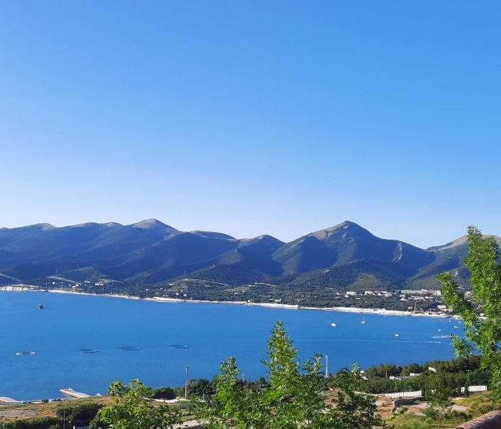 потрясающий вид на бухту