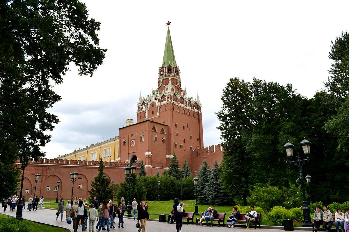 Все фото в публикации: Москва, Александровский сад. Фото автора. 23.06.25г