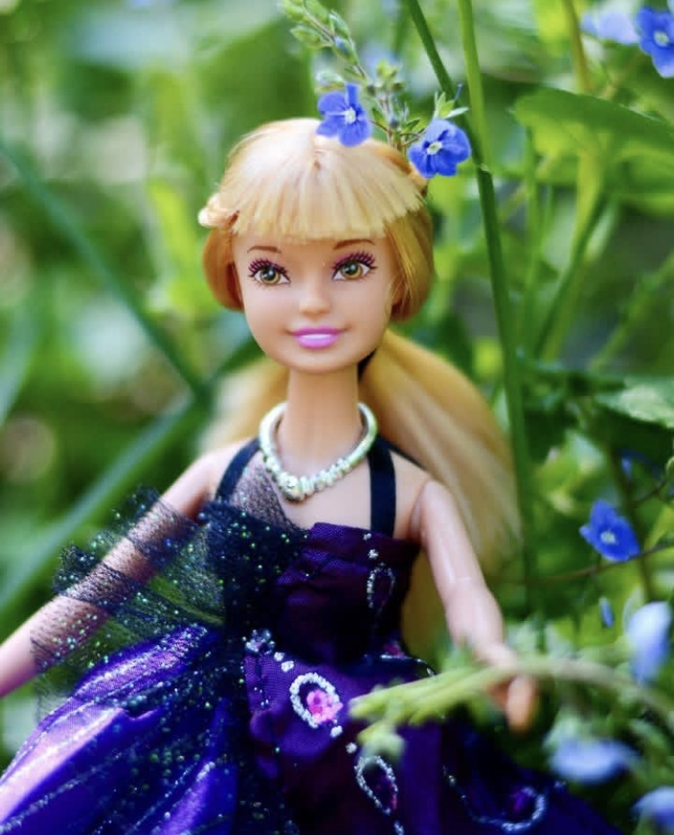 Младшая сестра Люси