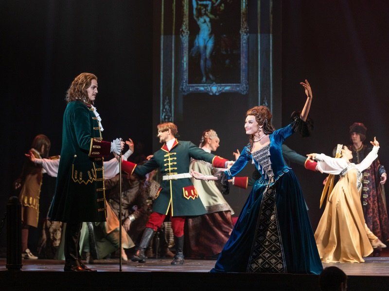 Источник: https://muzcomedy.ru/playbill/playbill/2025/april/11/peter_the_great2/