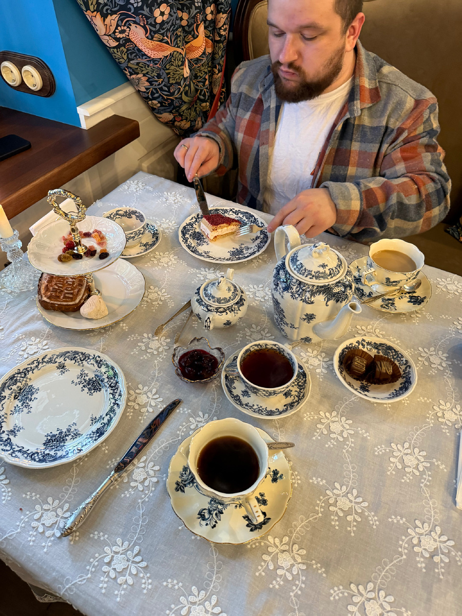 Семейное чаепитие 