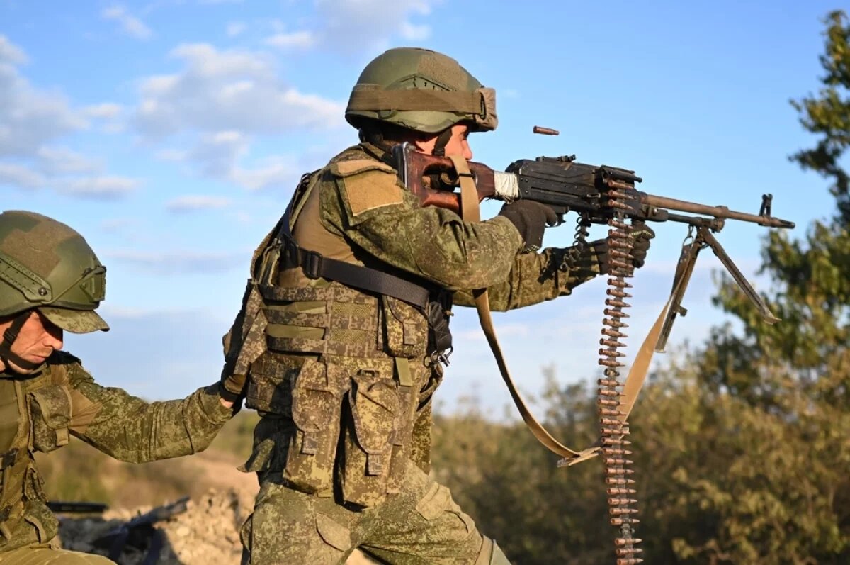    Российская армия очень успешно «душит» противника на всех направлениях