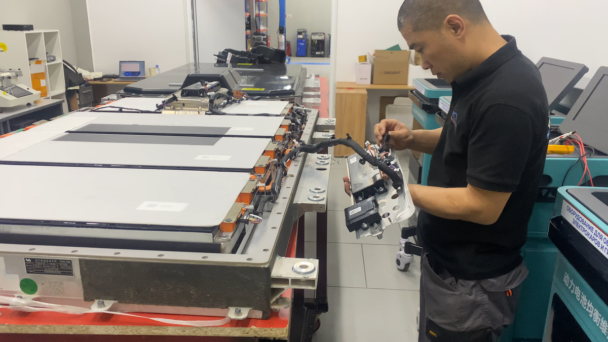 Ремонт HV-батареи в автосервис Лубань