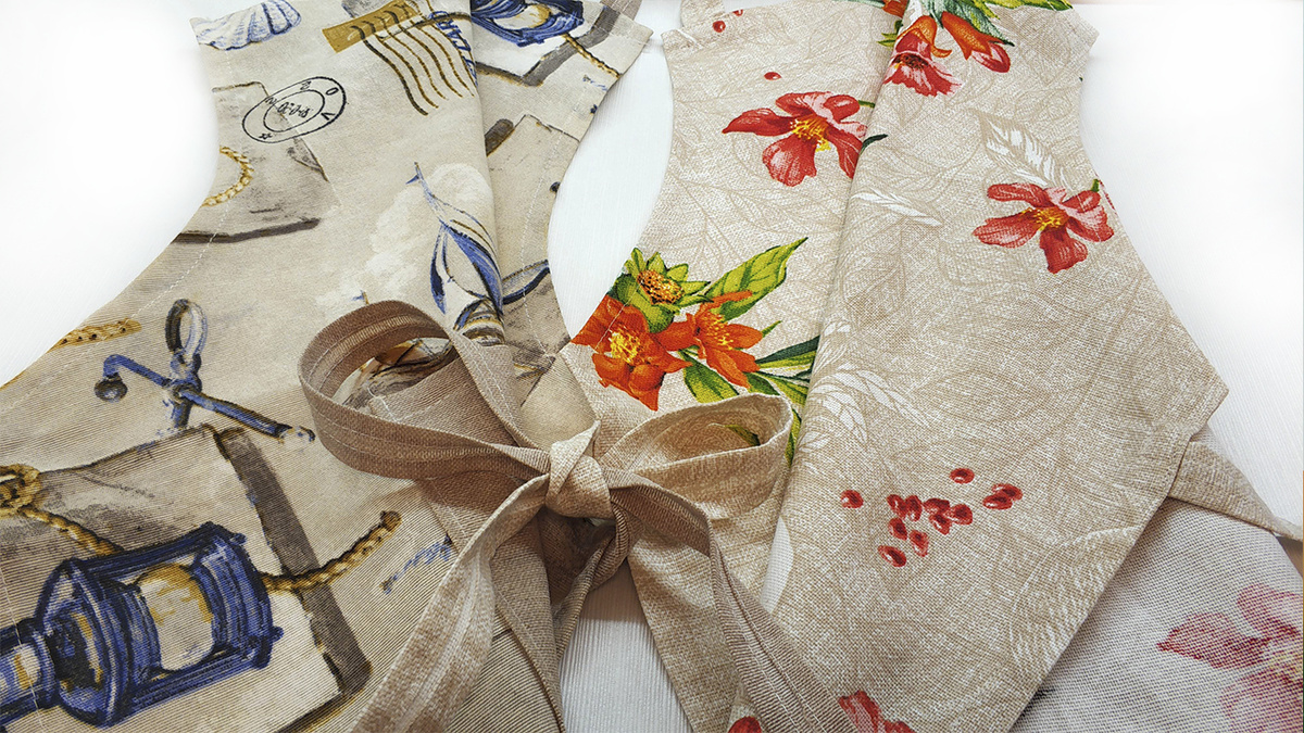 Слева греческий фартук, справа моё творение