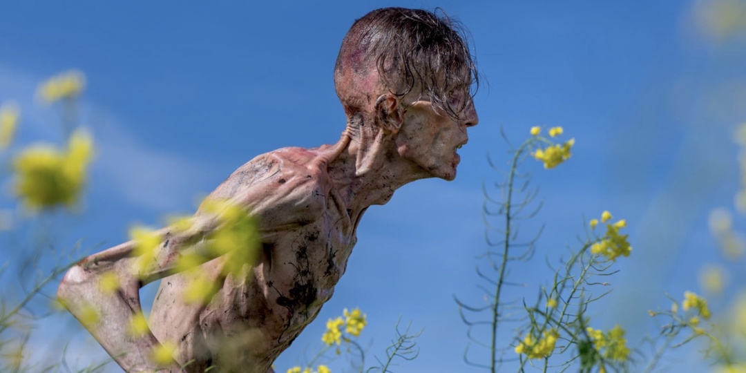 Дэнни Бойл вернулся: каким получился хоррор «28 лет спустя»