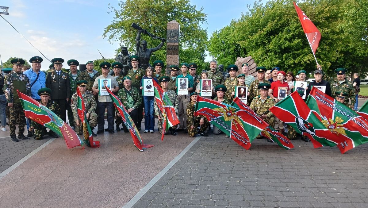    В Брест прибыли ветераны-пограничники и школьники из военно-патриотических клубов со всей области