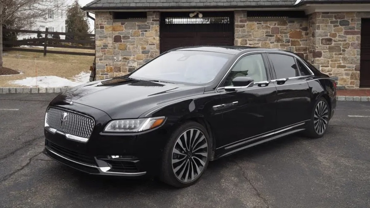 Lincoln Continental 80th Anniversary Coach Door Edition