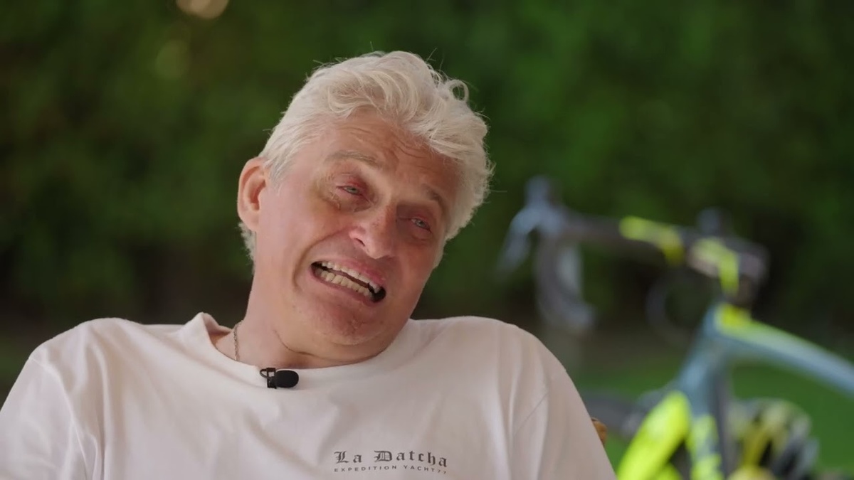 Ни ху... Ничего в смысле, ни одного дела не внесено.