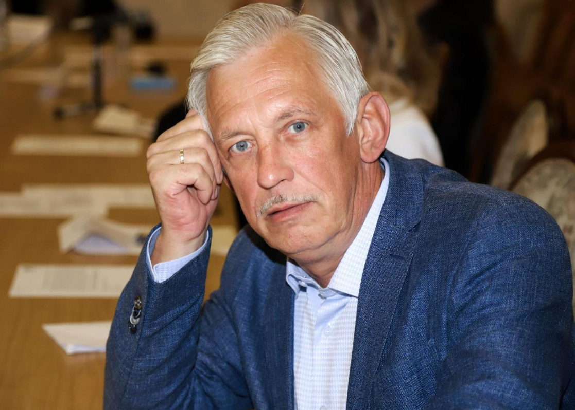 Александр Басов