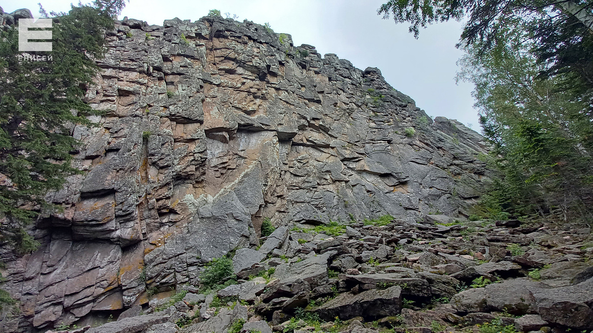     В крае празднуют 100-летие нацпарка «Красноярские Столбы»