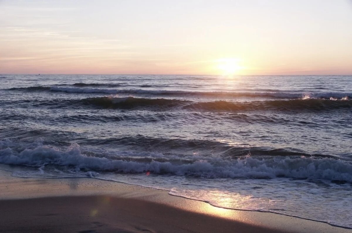    Волны 1,5 метра: в Калининграде запретили купание из-за шторма на Балтике