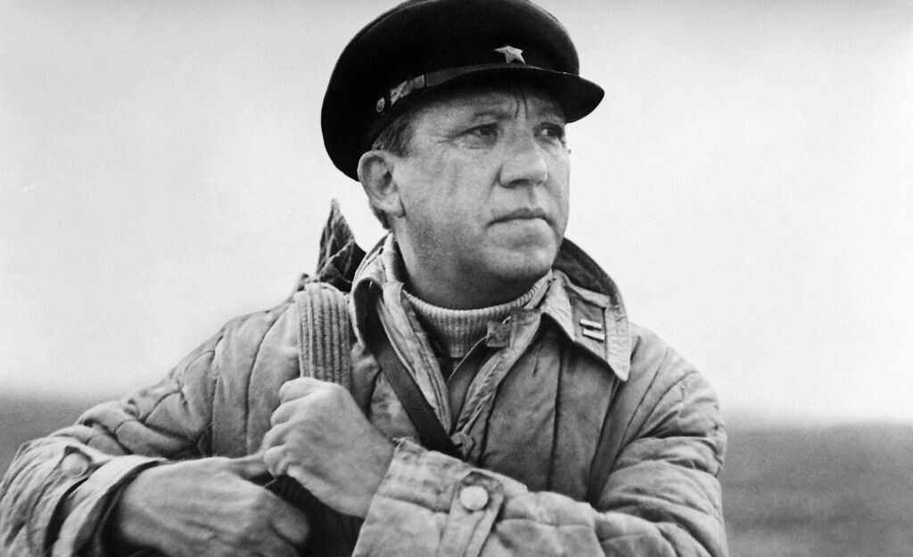 Кадр из фильма «Двадцать дней без войны»