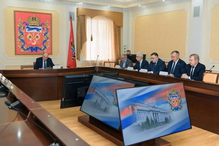    В Оренбурге обсудили готовность энергосистемы к отопительному сезону Мария Чалкина