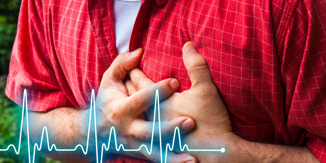 Сильное сердцебиение: что делать, если сердце буквально «выпрыгивает» из груди – в чем причины