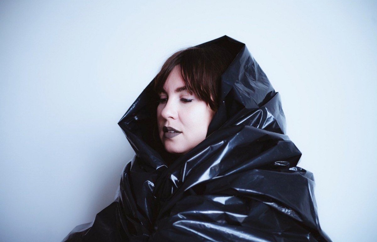 My g shirt, Евгения Фомина, дизайнер, художница перформанса, вокалистка, саунд-дизайнер. Фото Гала Измаилова