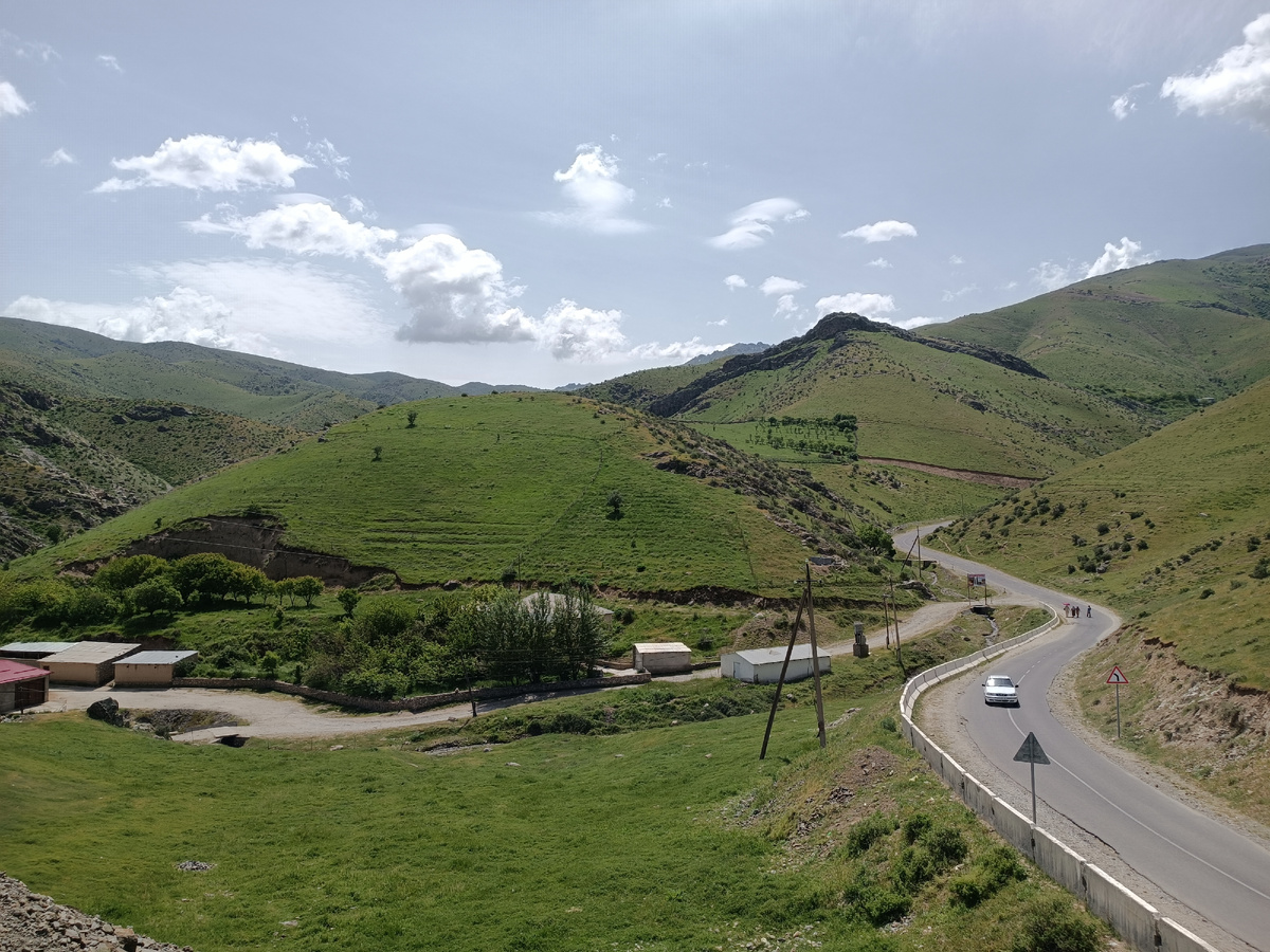 Вот такими видами любовались мои девчоночки