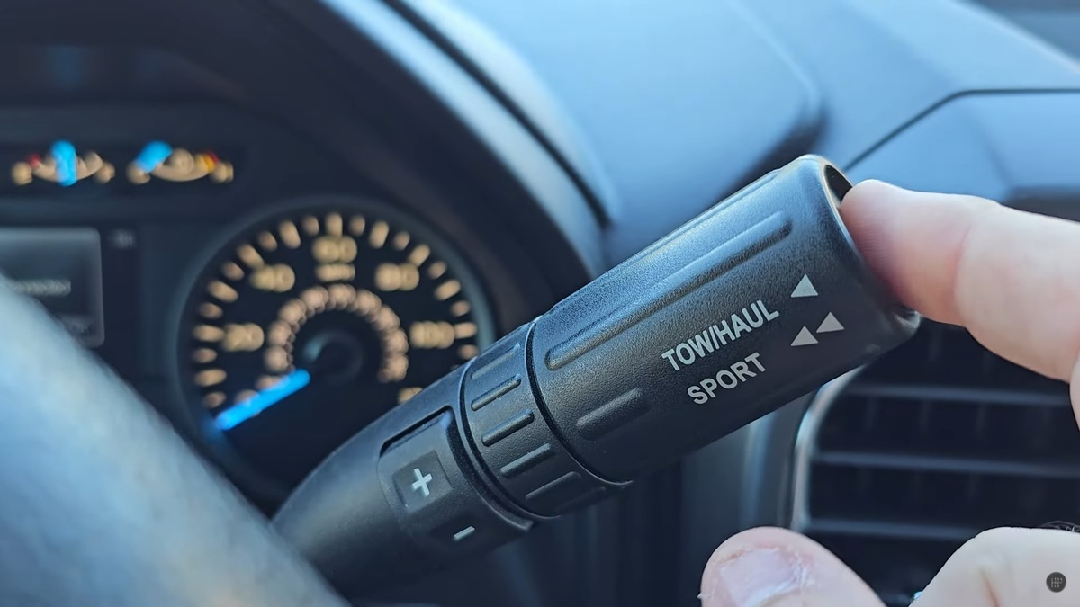 Режим буксировки или Tow/Haul. Источник: https://www.youtube.com/watch?v=rayQ7rBPuX8