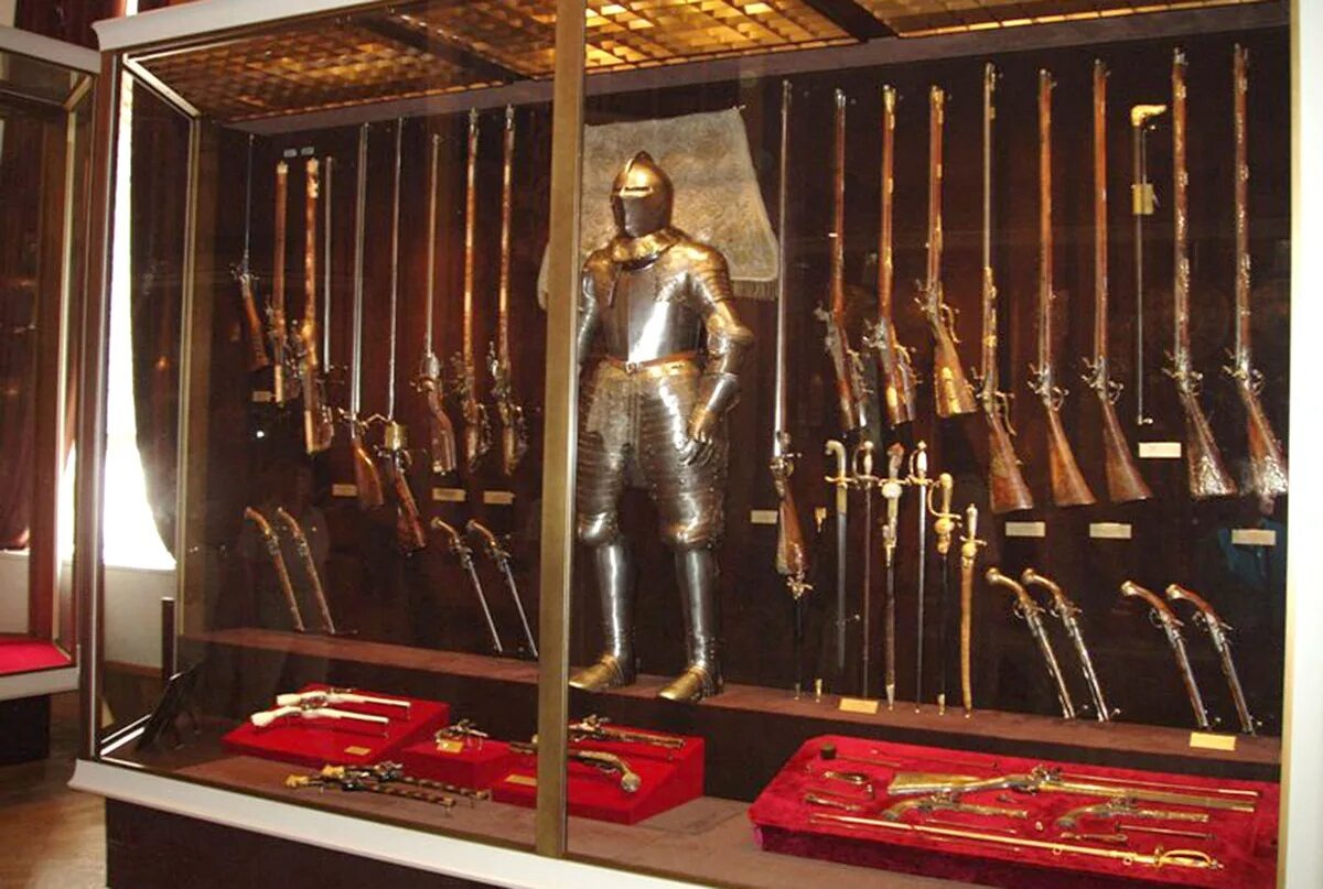 Оружейная палата Московского Кремля