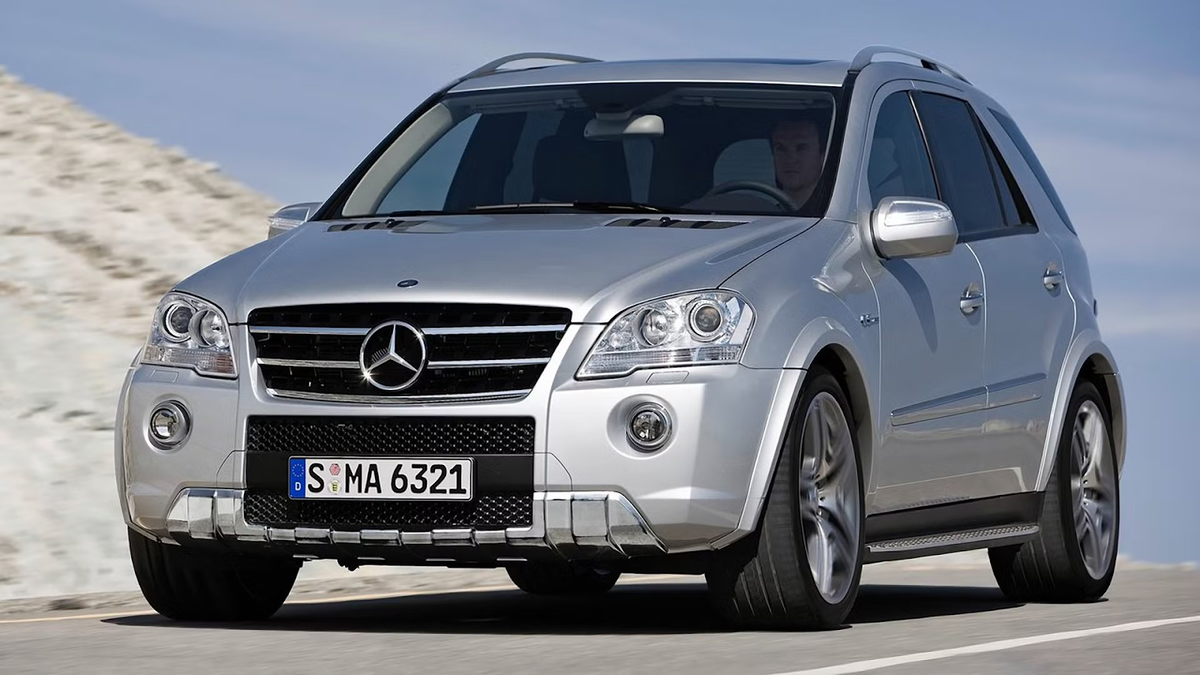 Mercedes-Benz ML63 AMG (164)