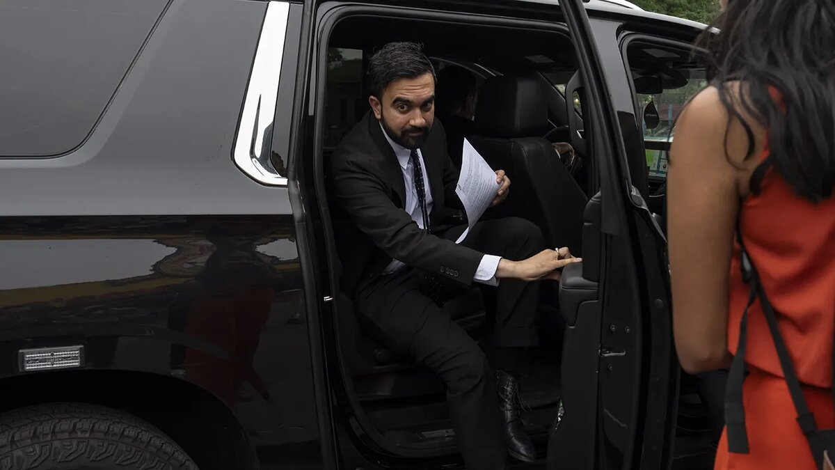   Yuki Iwamura / AP- Зохран Мамдани