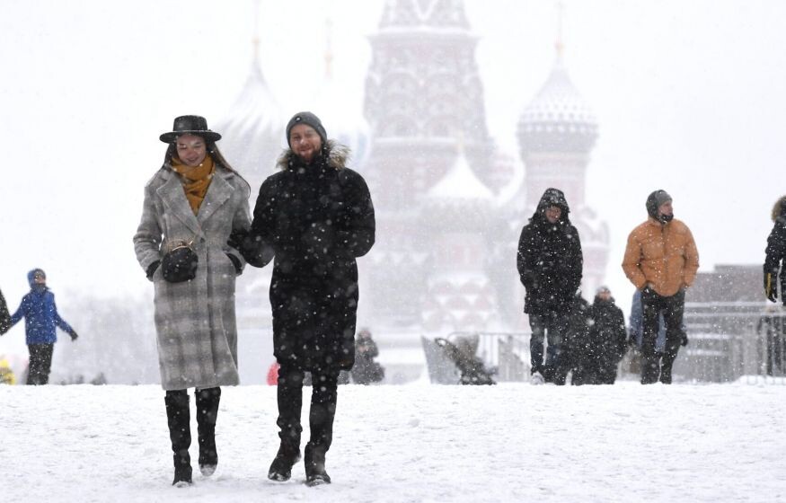    Распространились сообщения о выпавшем снеге в столице