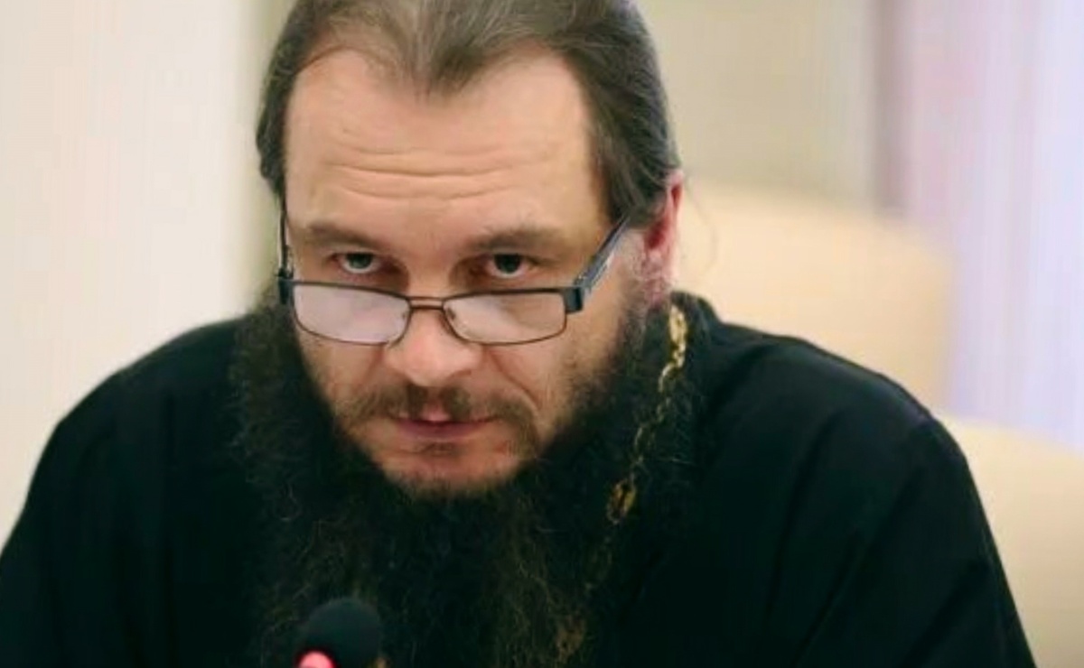 Игорь Фомин — протоиерей, настоятель храма Александра Невского при МГИМО, член редакционного совета журнала «Фома».