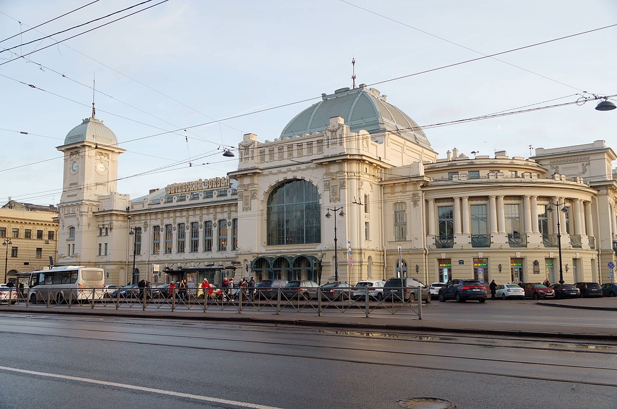 Витебский вокзал, фото из Википедии 