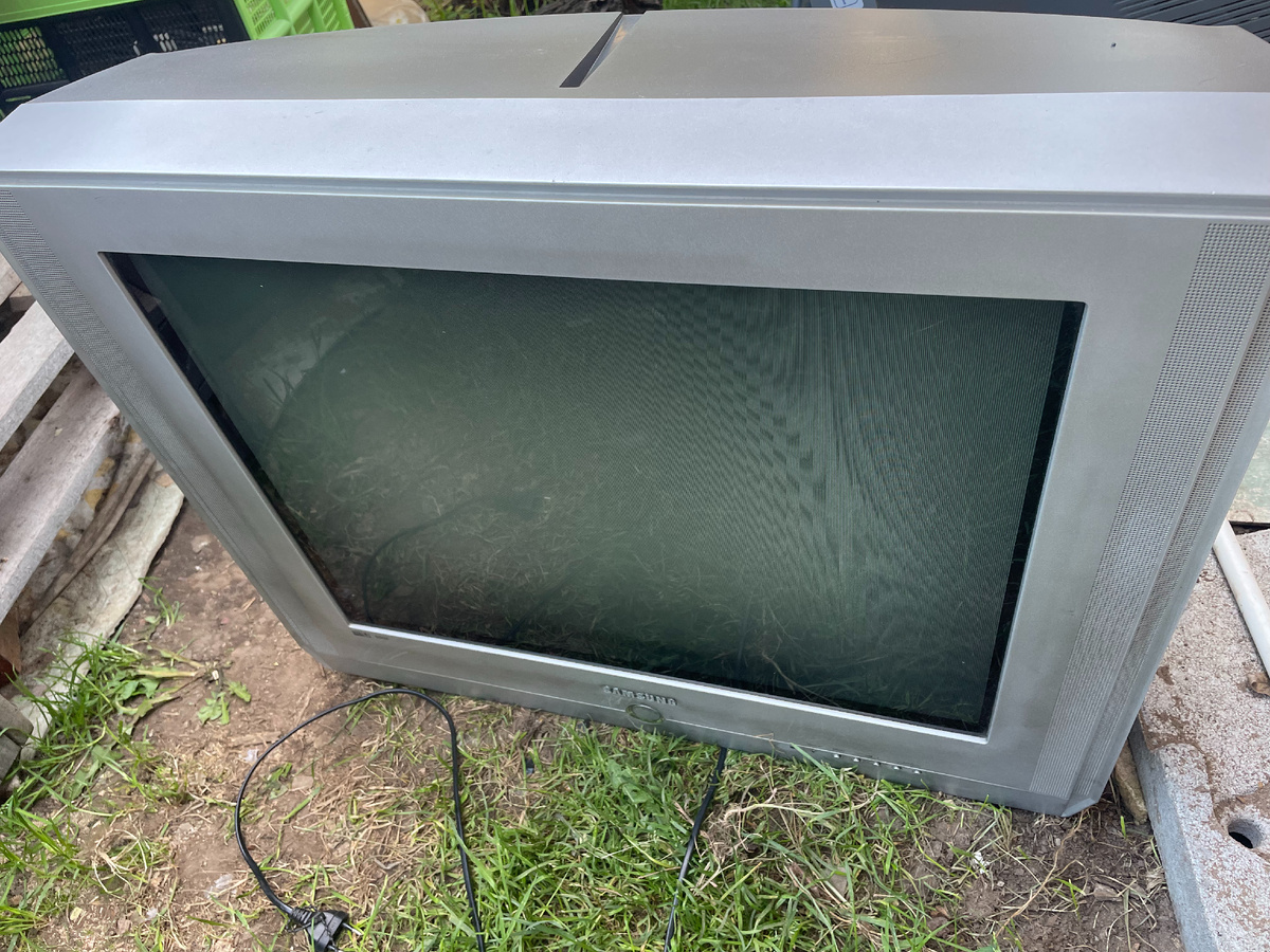 Вид спереди