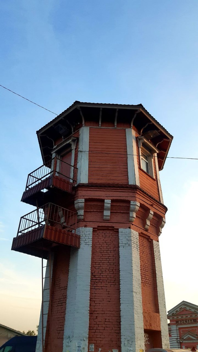Водонапорная башня. Фото автора 