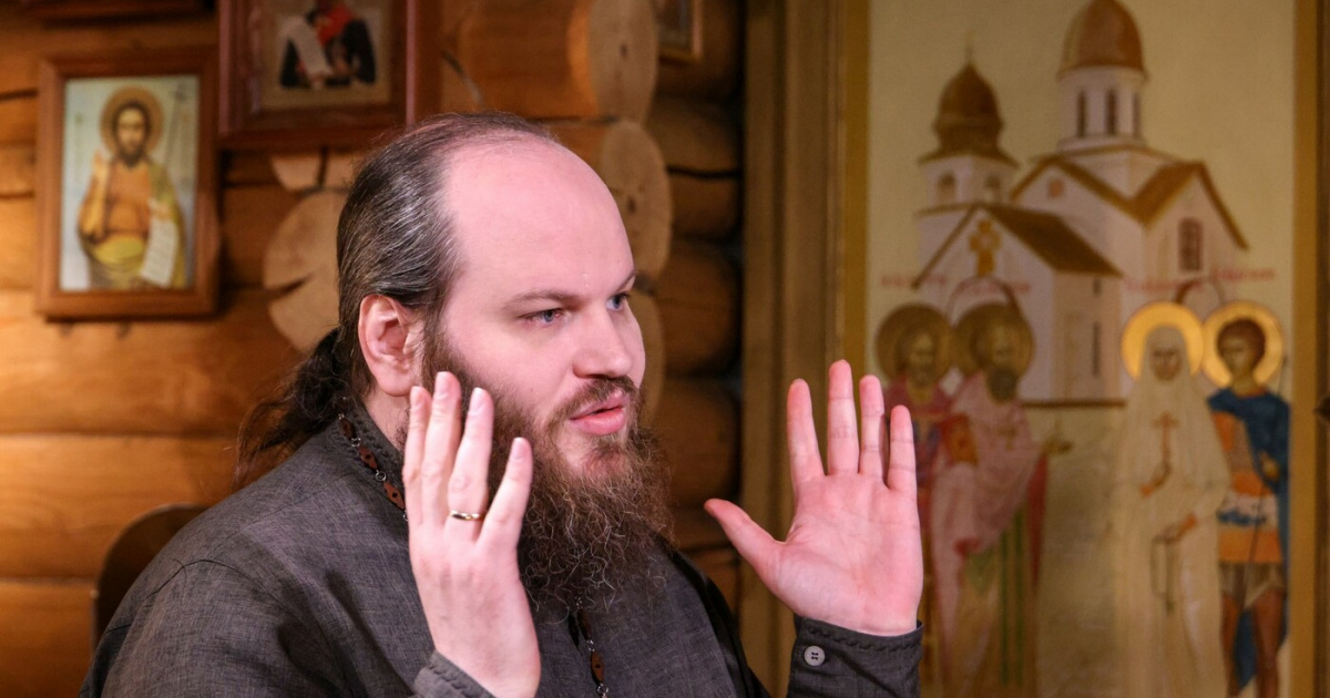 Иерей русской православной церкви Павел Островский. Фото Яндекс.Картинки. 