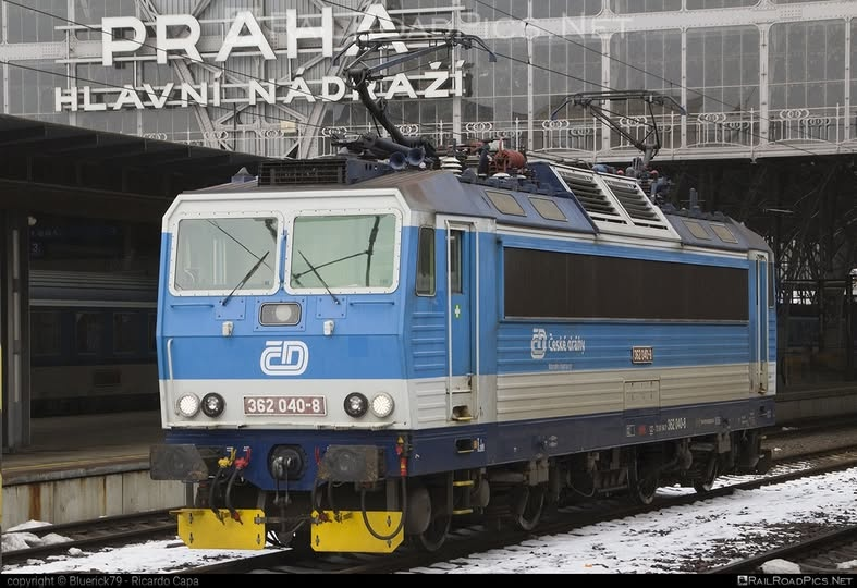 Фото ©Bluerick79 - Ricardo Capa, источник https://www.railroadpics.net/.../14666/Skoda-69Er_362-040-8