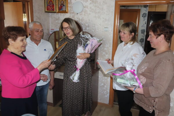 Листайте вправо, чтобы увидеть больше изображений