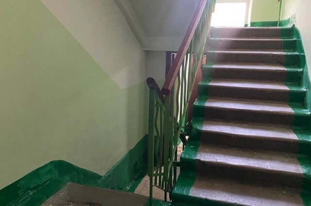    В подъезде должно быть правильное освещение, герметичные окна и двери. Фото: администрация Красноярска