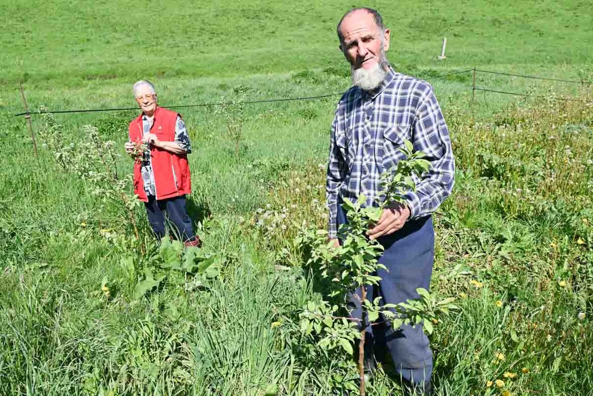 Жена Юрия Александровича помнит, что еще в школе его прозвали дедом Мазаем за любовь к природе