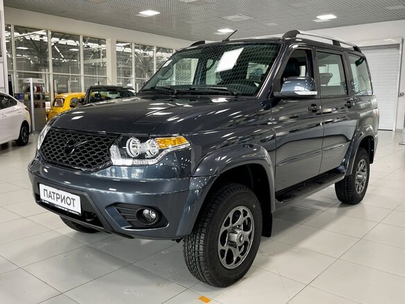 Фото заимствовано - https://auto.ru/cars/new/group/uaz/patriot/21399940/23394277/1127617925-8eab09bf/