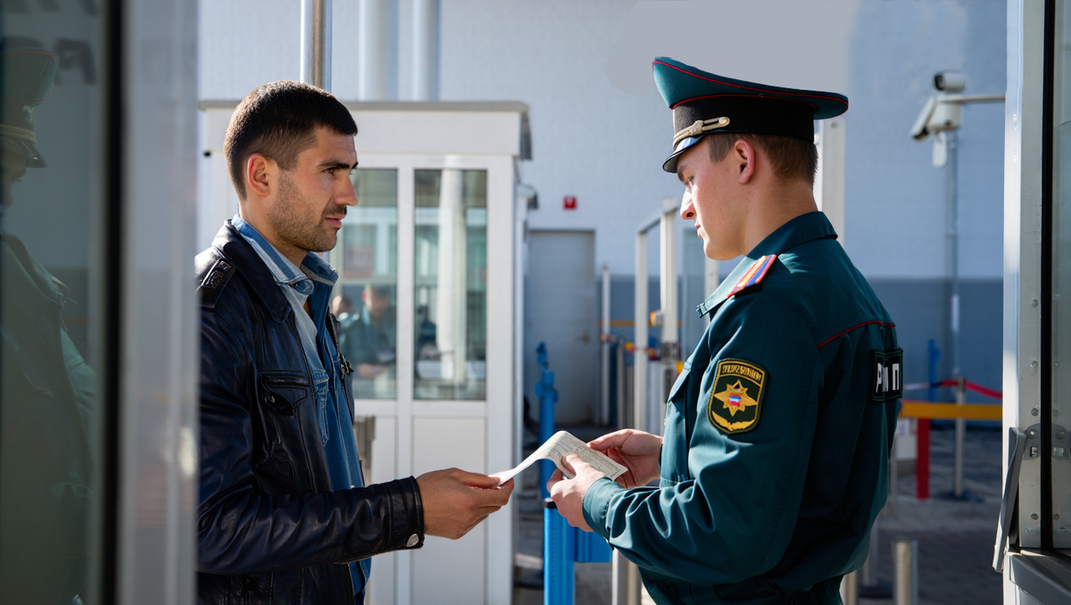 Юридическая поддержка мигрантов