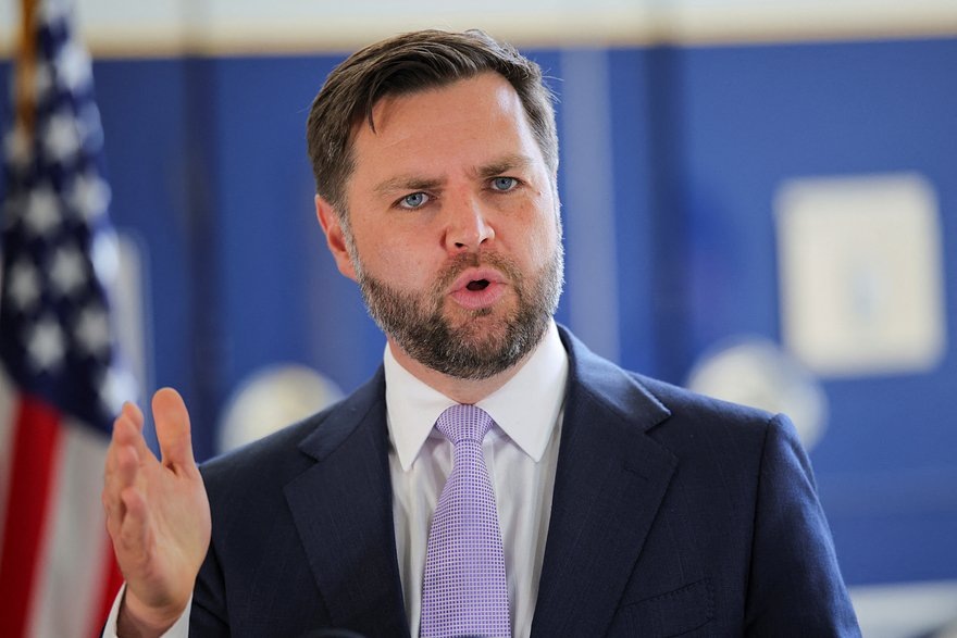    Фото: Daniel Cole / Reuters