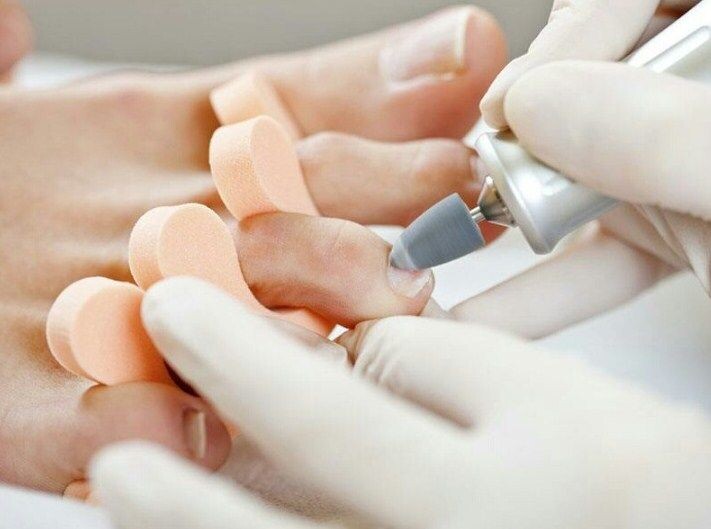 Аппаратный педикюр в «Орхидее»: преимущества, комфорт и выгода