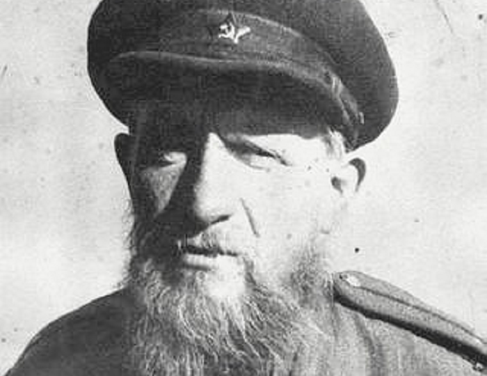 Как дед, которого не хотели брать на фронт, стал одним из лучших снайперов