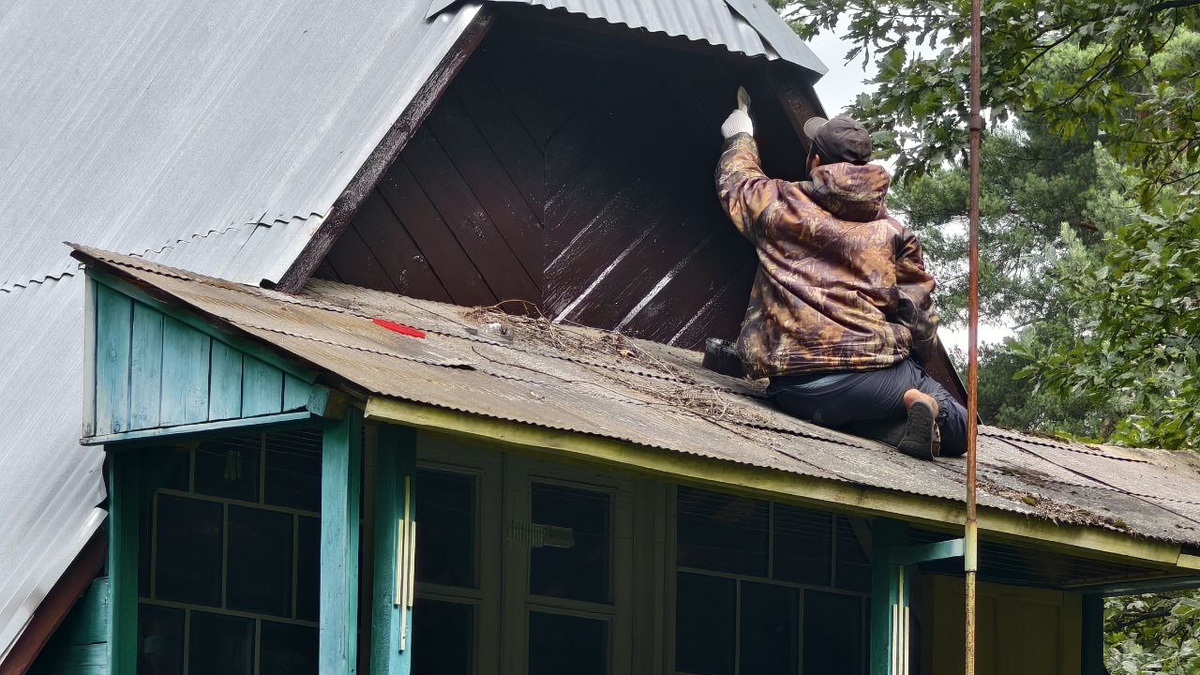Мужик не боится упасть, потому что это - часть удовольствия.
