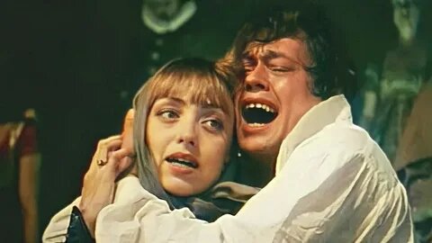 Елена Шанина и Николай Караченцов в спектакле "Юнона и Авось". Фото из открытых источников