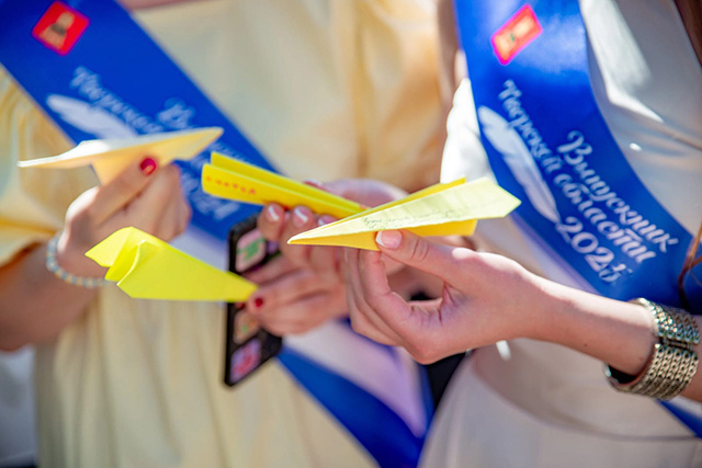 Про красоту, покойников и кошку. Перлы на ОГЭ-2025 от тверских девятиклассников