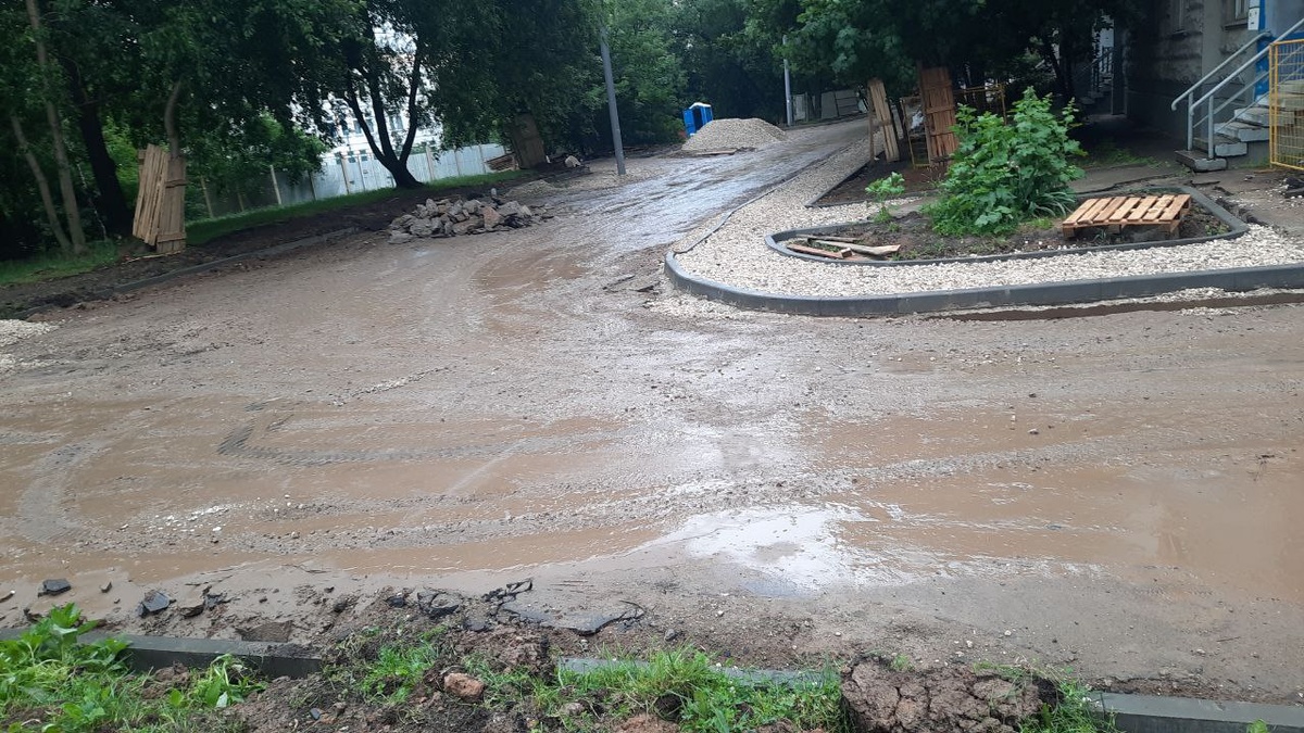 Лето время ремонта дорог и благоустройства территорий 